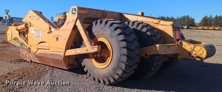 image for item DN3753 2014 John Deere 2112E  scraper