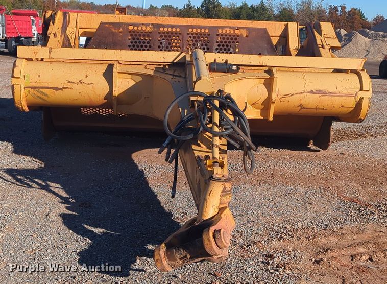 image for item DN3753 2014 John Deere 2112E  scraper