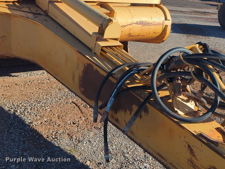 image for item DN3753 2014 John Deere 2112E  scraper