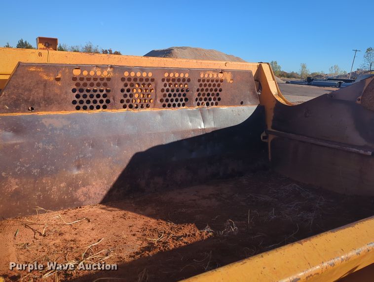 image for item DN3753 2014 John Deere 2112E  scraper