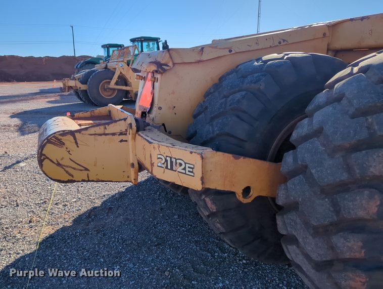 image for item DN3753 2014 John Deere 2112E  scraper