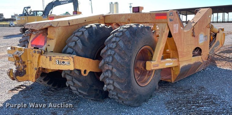 image for item DN3754 2014 John Deere 1810E  scraper