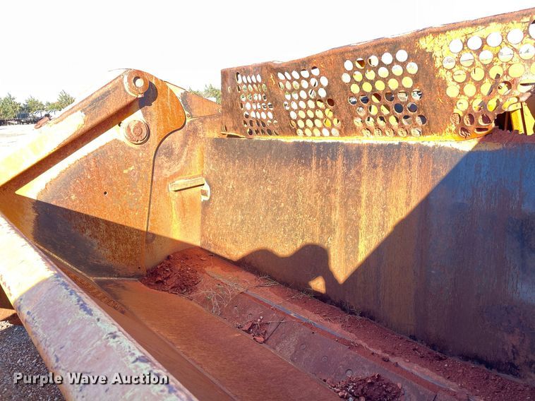 image for item DN3754 2014 John Deere 1810E  scraper