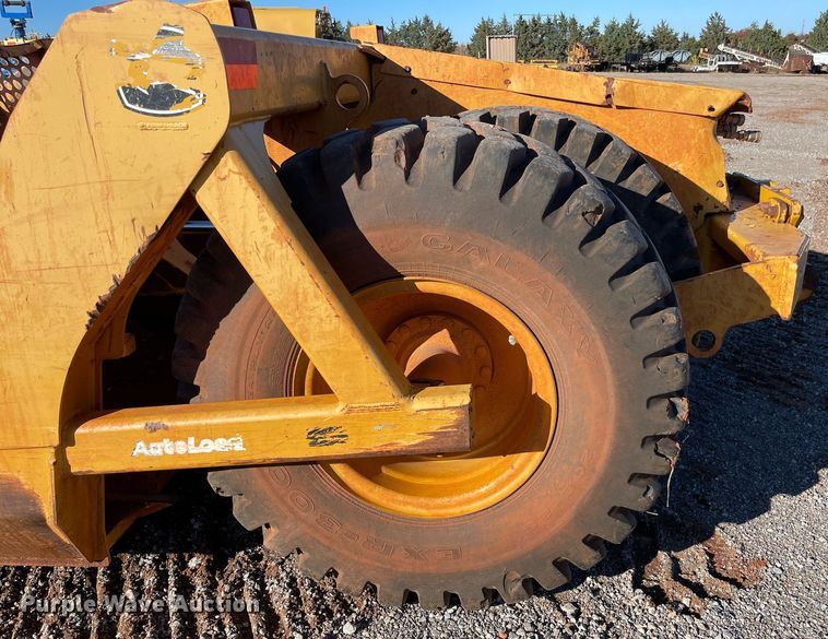 image for item DN3754 2014 John Deere 1810E  scraper