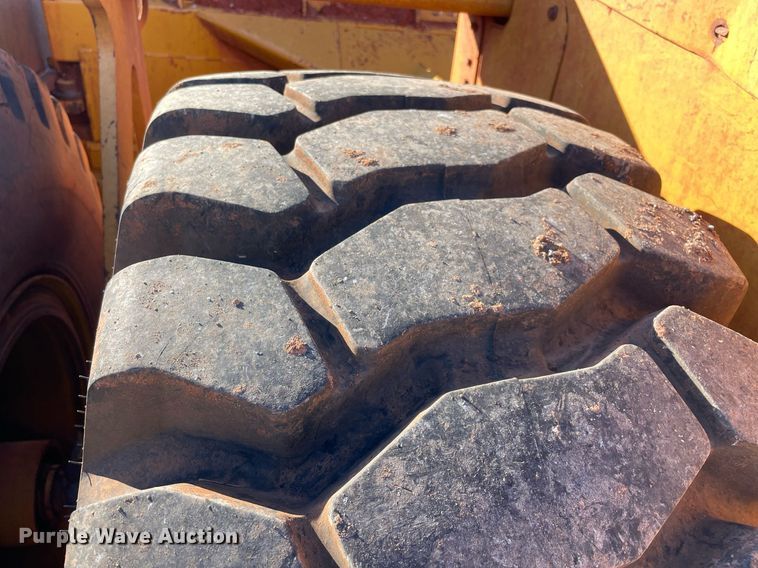 image for item DN3754 2014 John Deere 1810E  scraper