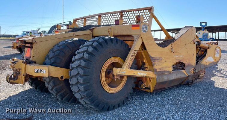 image for item DN3757 2010 John Deere 2112E  scraper