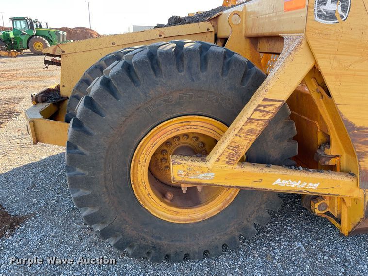 image for item DN3757 2010 John Deere 2112E  scraper