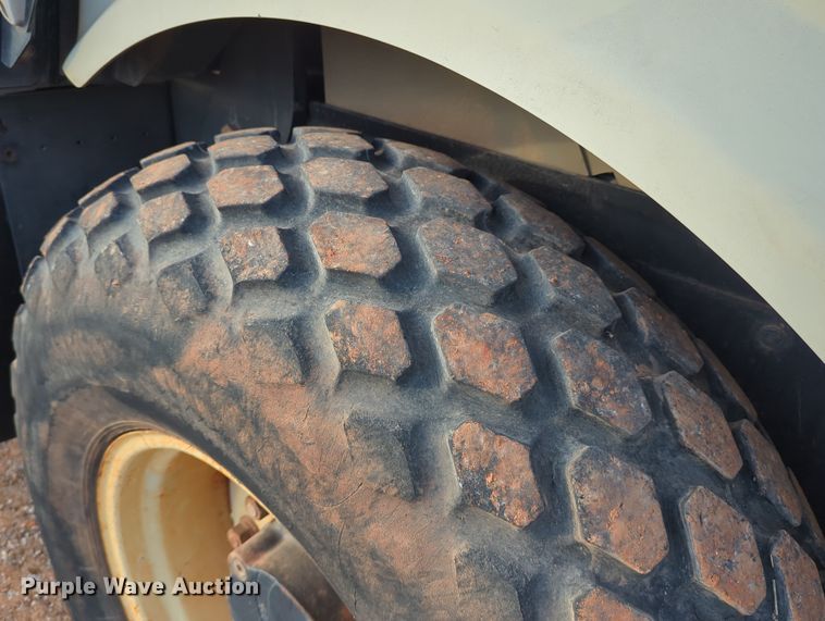 image for item DN3758 2007 Ingersoll Rand SD-70D TF single drum roller