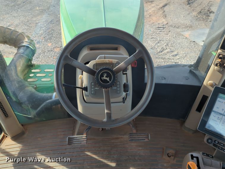 image for item DN3759 2015 John Deere 9470R Scraper Special  4WD tractor