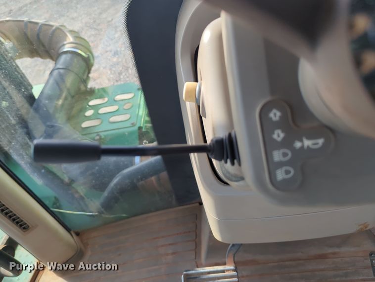 image for item DN3759 2015 John Deere 9470R Scraper Special  4WD tractor