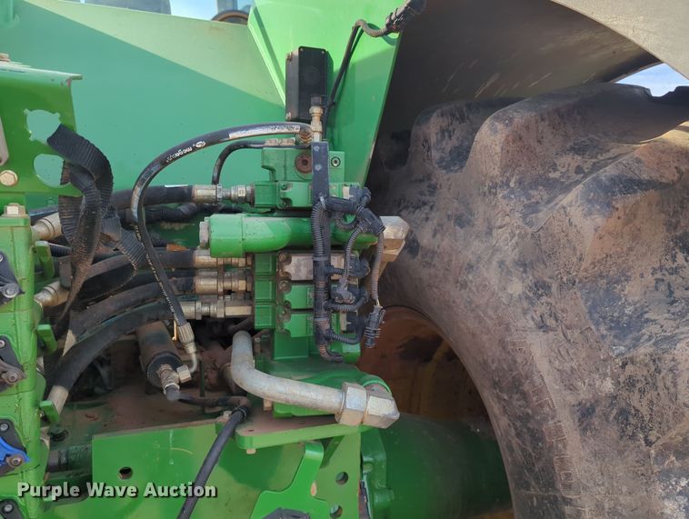 image for item DN3759 2015 John Deere 9470R Scraper Special  4WD tractor