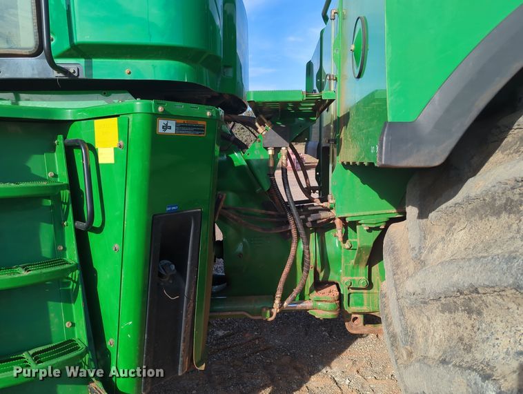 image for item DN3759 2015 John Deere 9470R Scraper Special  4WD tractor