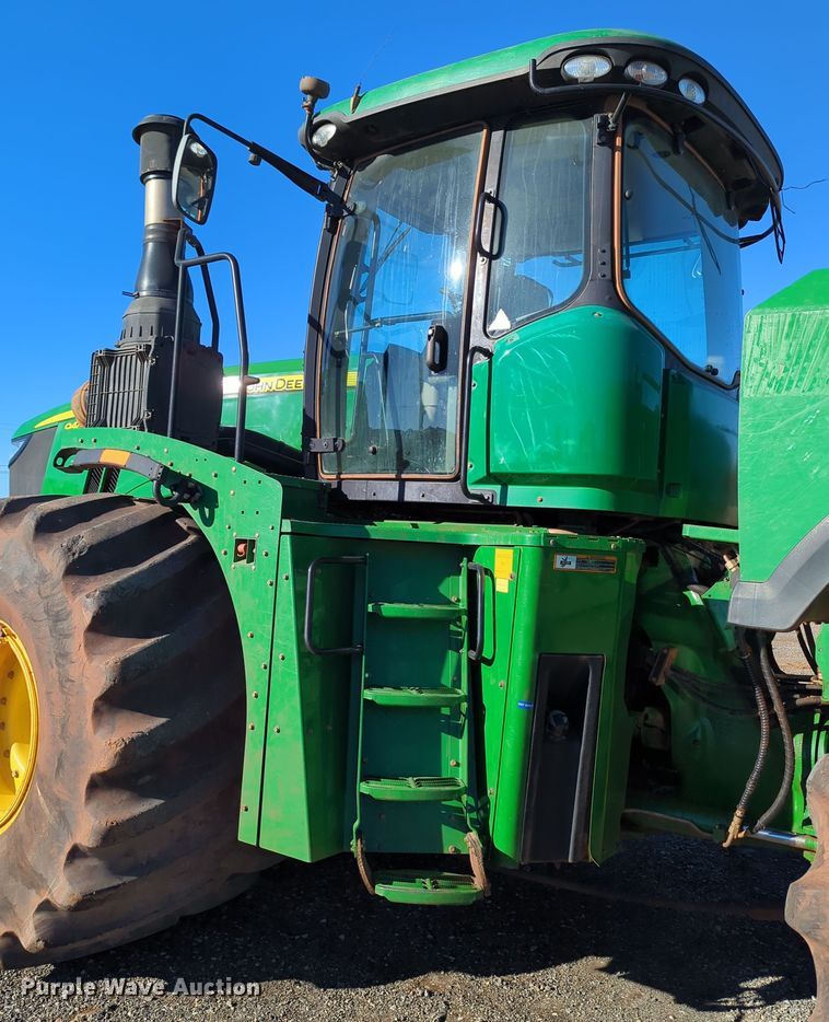 image for item DN3760 2015 John Deere 9470R Scraper Special  4WD tractor