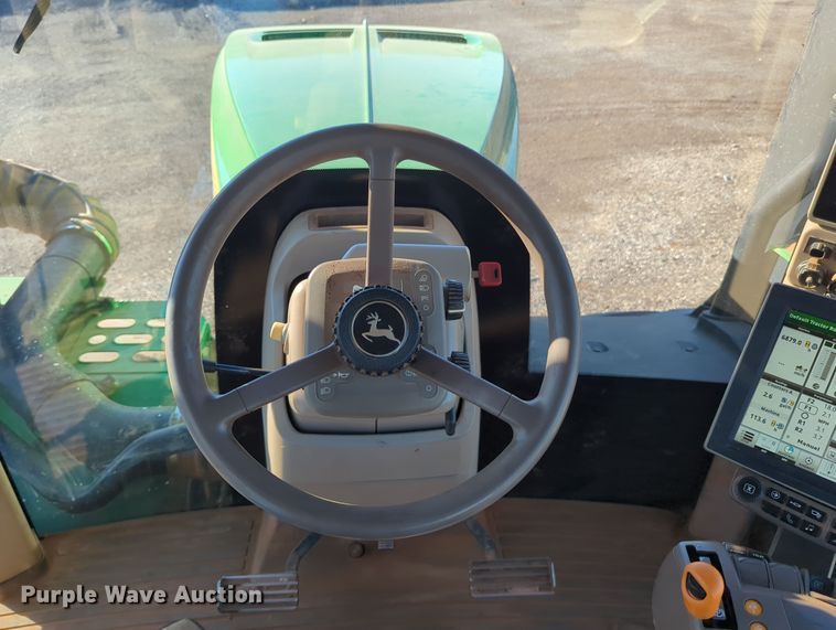 image for item DN3760 2015 John Deere 9470R Scraper Special  4WD tractor