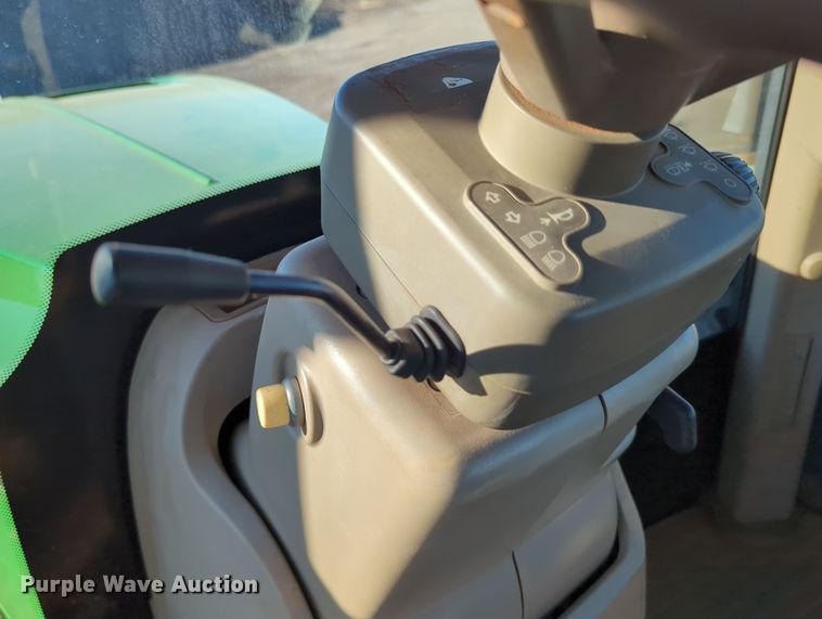 image for item DN3760 2015 John Deere 9470R Scraper Special  4WD tractor