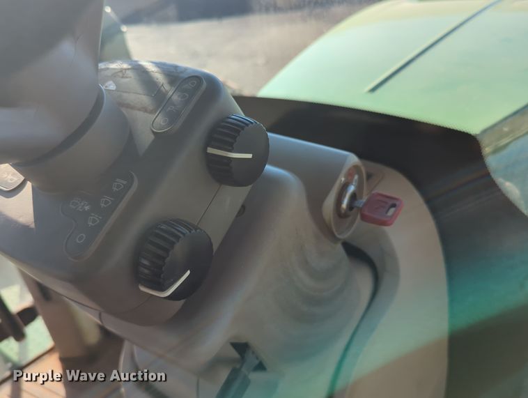 image for item DN3760 2015 John Deere 9470R Scraper Special  4WD tractor