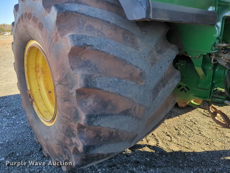 image for item DN3760 2015 John Deere 9470R Scraper Special  4WD tractor