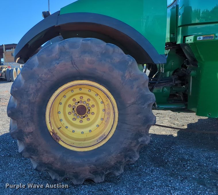 image for item DN3760 2015 John Deere 9470R Scraper Special  4WD tractor