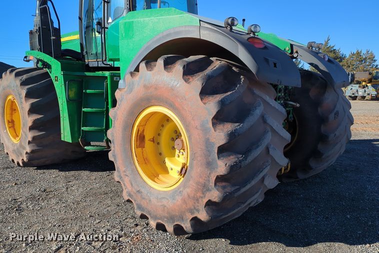 image for item DN3760 2015 John Deere 9470R Scraper Special  4WD tractor