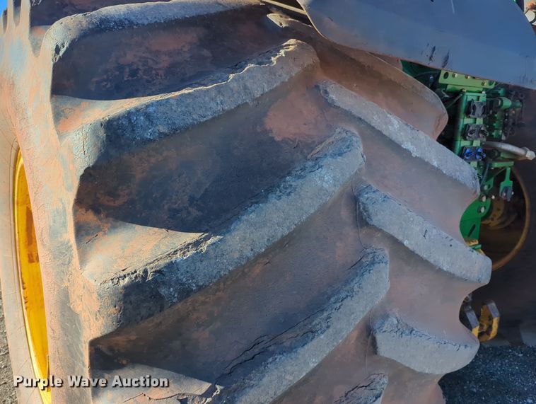 image for item DN3760 2015 John Deere 9470R Scraper Special  4WD tractor