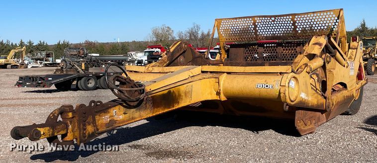 image for item DN3761 2005 John Deere 1810E scraper