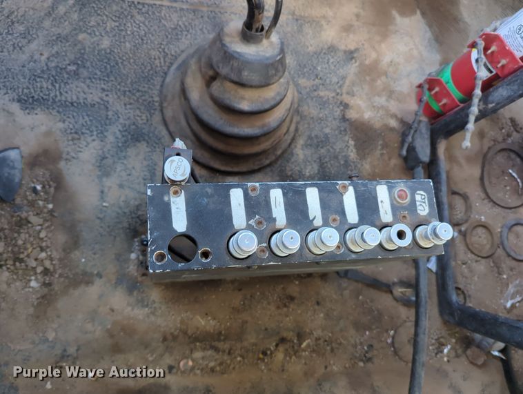 image for item DN3764 2007 International  7400 water truck