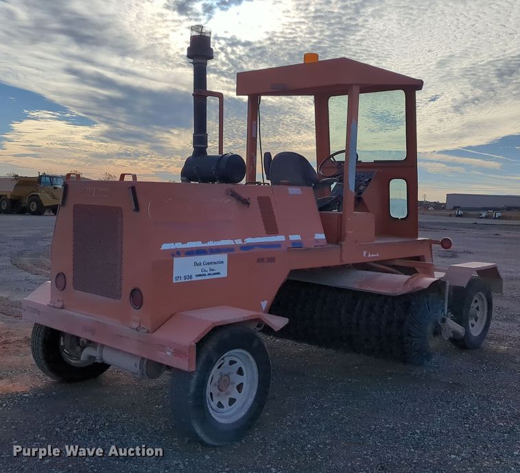 image for item DN3765 2013 Broce KR350 broom