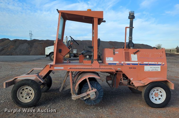 image for item DN3765 2013 Broce KR350 broom