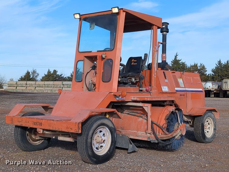 image for item DN3766 2013 Broce KR350 broom