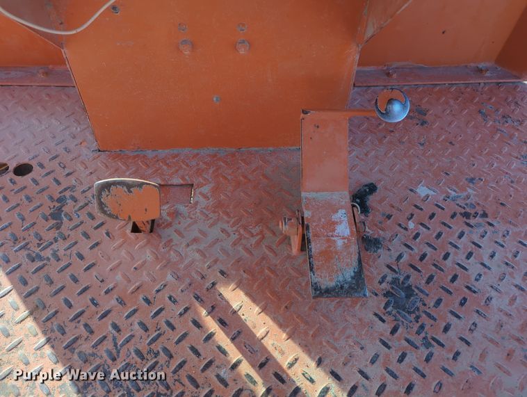 image for item DN3766 2013 Broce KR350 broom