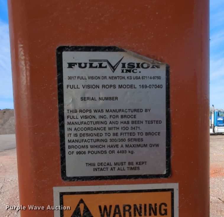 image for item DN3766 2013 Broce KR350 broom