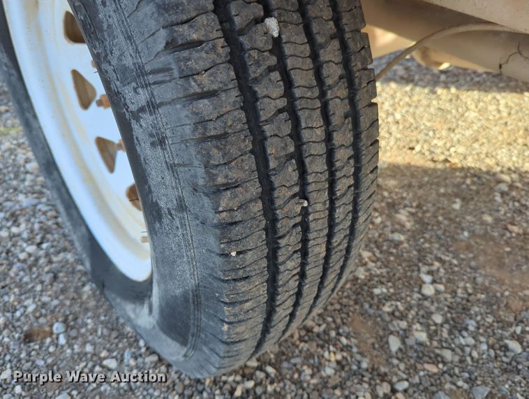 image for item DN3766 2013 Broce KR350 broom