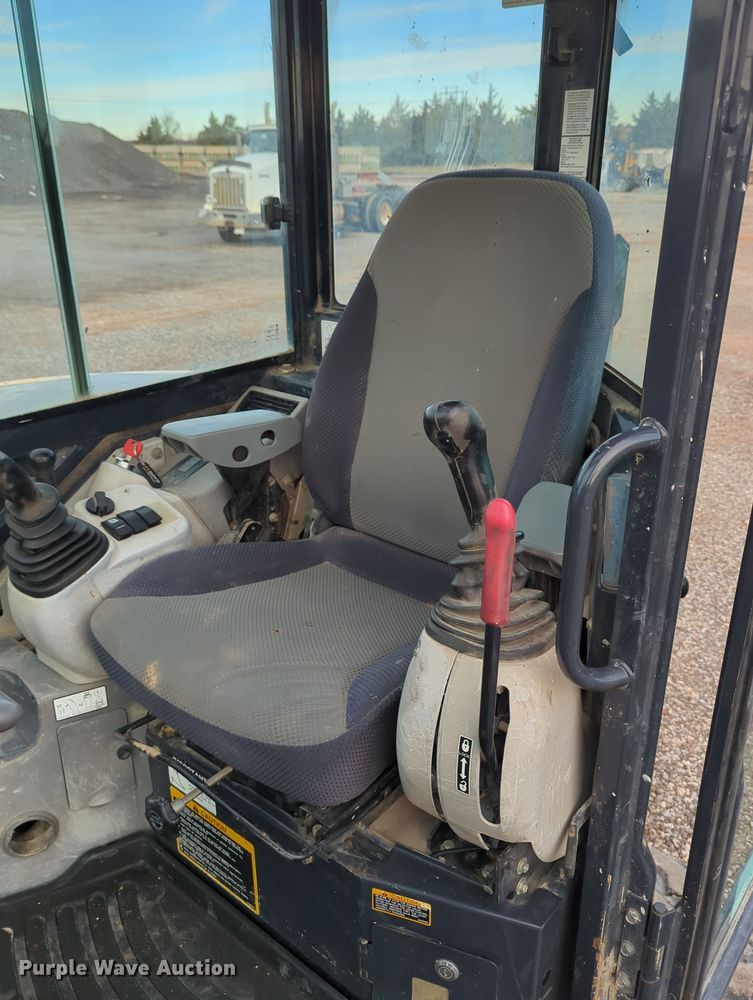 image for item DN3775 2016 John Deere 50G mini excavator