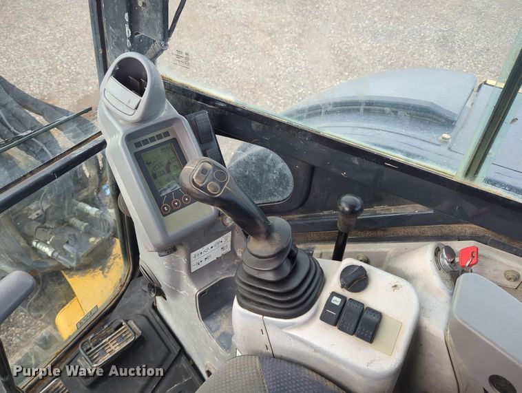 image for item DN3775 2016 John Deere 50G mini excavator