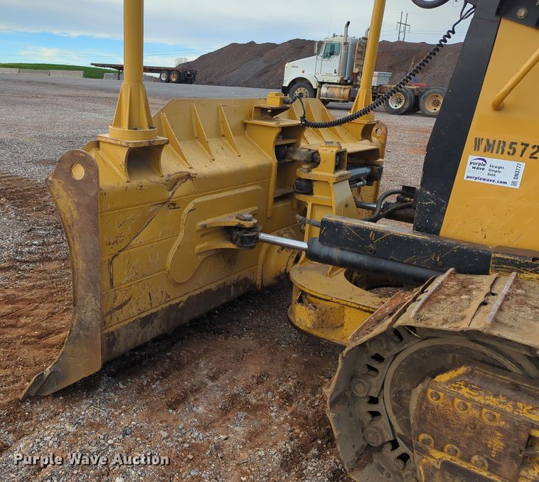 image for item DN3777 2014 Caterpillar D6K2 XL  dozer