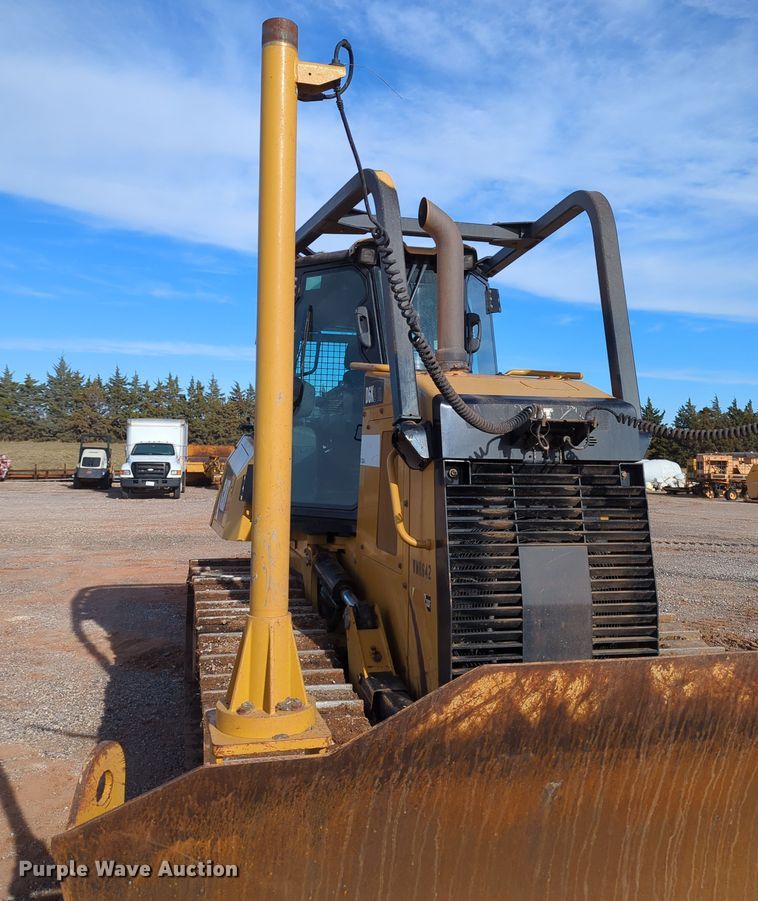 image for item DN3778 2014 Caterpillar D6K2 XL  dozer