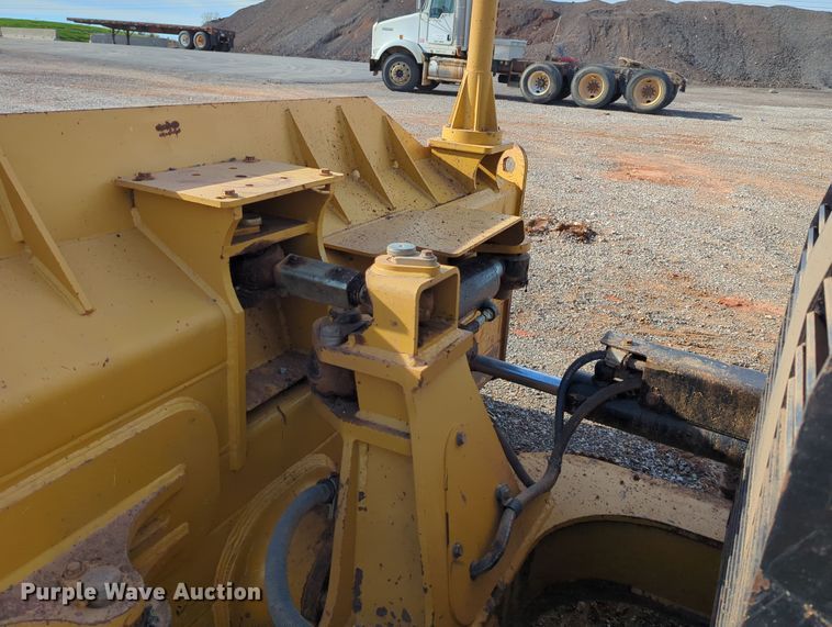 image for item DN3778 2014 Caterpillar D6K2 XL  dozer