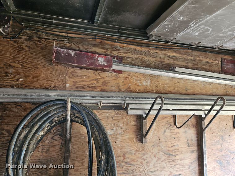 image for item DN7114 2006 GMC C5500  box truck