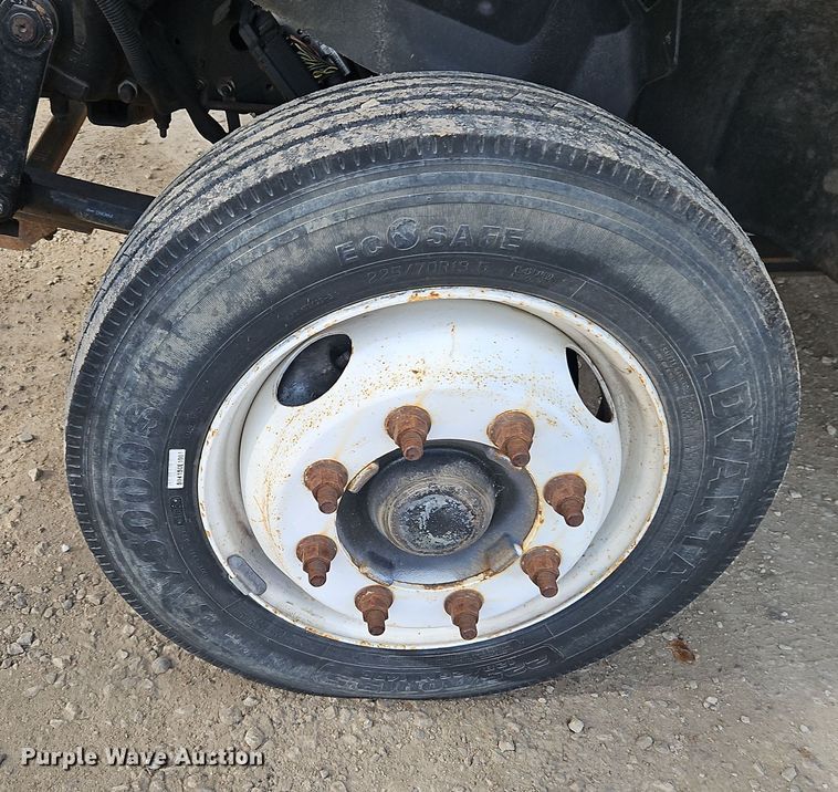 image for item DN7114 2006 GMC C5500  box truck