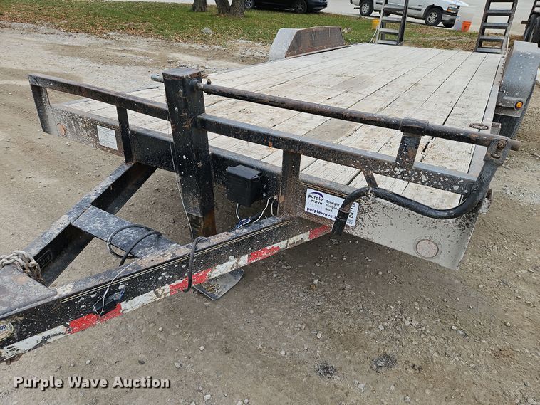 image for item DN7118 2015 Load Trail  equipment trailer
