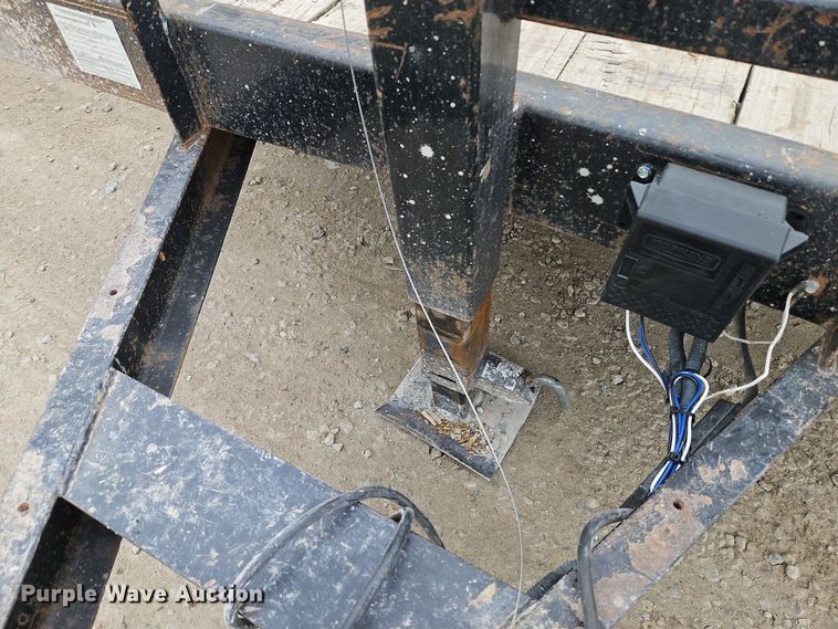 image for item DN7118 2015 Load Trail  equipment trailer