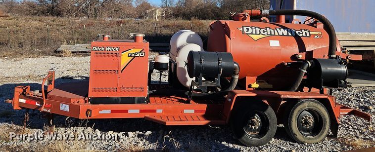 image for item DN7120 2014 Ditch Witch FX30  vacuum excavator