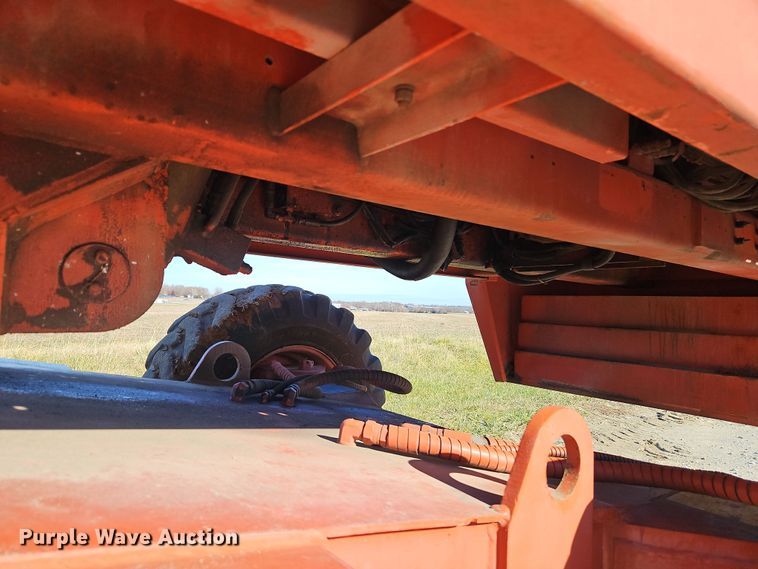 image for item DN7151 2001 Snorkelift TB-66JCU  boom lift