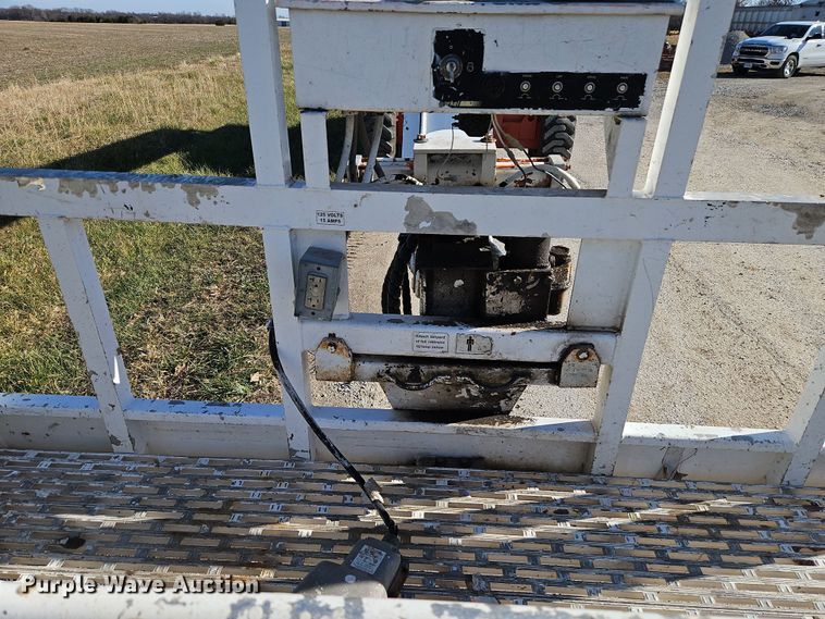 image for item DN7151 2001 Snorkelift TB-66JCU  boom lift