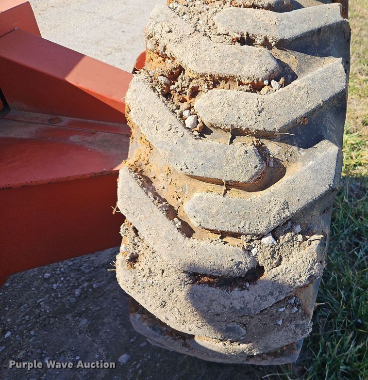 image for item DN7151 2001 Snorkelift TB-66JCU  boom lift