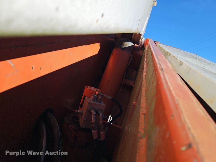 image for item DN7152 Snorkelift TB-A60RDZ  boom lift