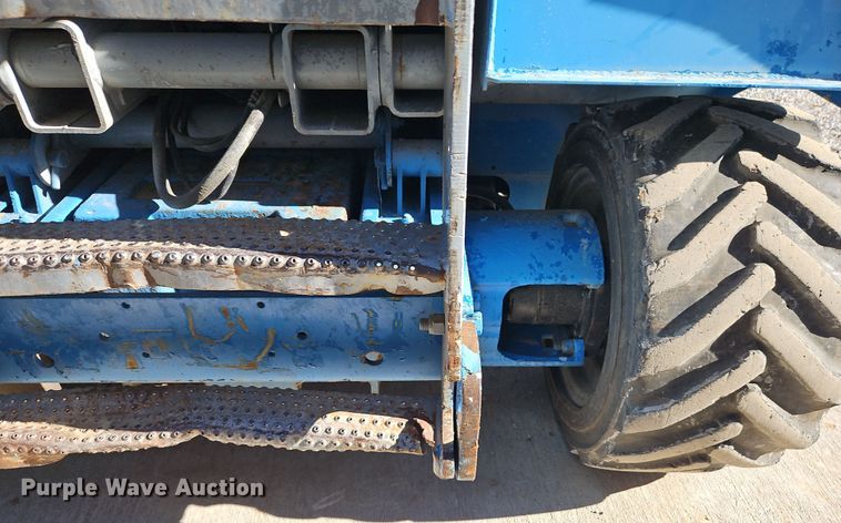 image for item DN7153 2007 Genie GS-3268RT  scissor lift