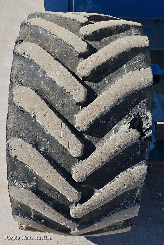 image for item DN7153 2007 Genie GS-3268RT  scissor lift