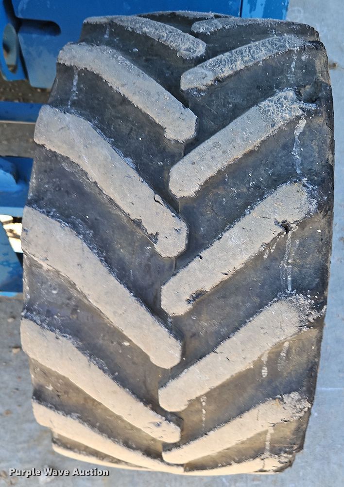 image for item DN7153 2007 Genie GS-3268RT  scissor lift