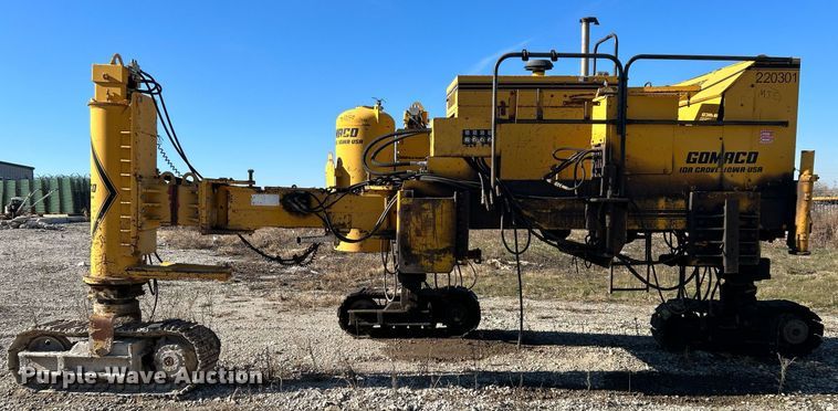 image for item DN8162 Gomaco Commander III GT6300  slip form paver